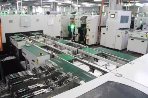 強力巨彩 首創(chuàng)行業(yè)營銷新模式 一起把led顯示屏市場做大做強